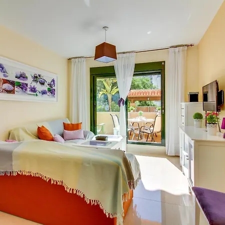 Cala Bajo Apartment Nerja