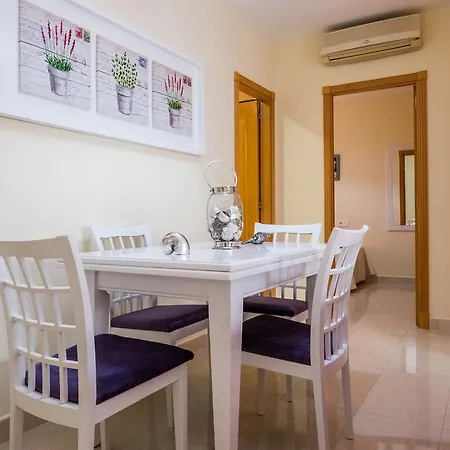 Apartment Cala Bajo *